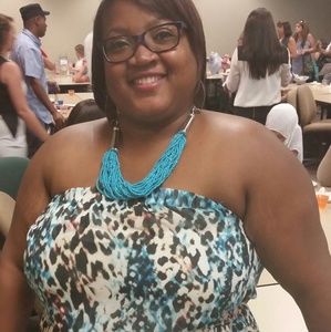 Meet your Posher, Tiffany